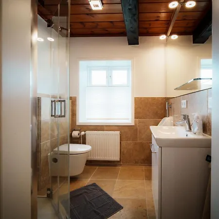 شقة Charmantes Reetdachhaus Mit Sauna