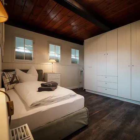 شقة Charmantes Reetdachhaus Mit Sauna