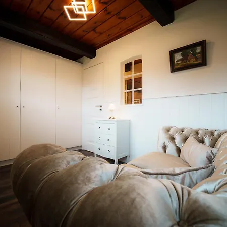 شقة Charmantes Reetdachhaus Mit Sauna Niebüll