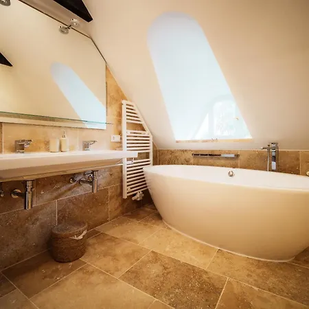 Charmantes Reetdachhaus Mit Sauna