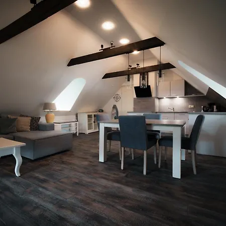 شقة Charmantes Reetdachhaus Mit Sauna *