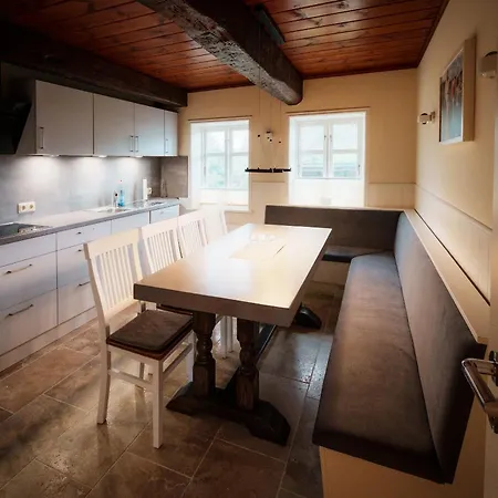 شقة Charmantes Reetdachhaus Mit Sauna