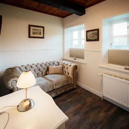 شقة Charmantes Reetdachhaus Mit Sauna *