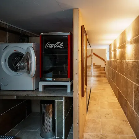 Charmantes Reetdachhaus Mit Sauna شقة *