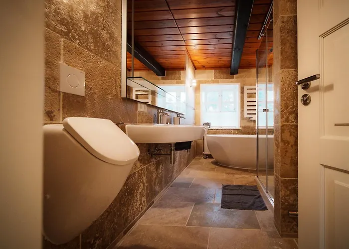 Charmantes Reetdachhaus Mit Sauna דירה Niebüll